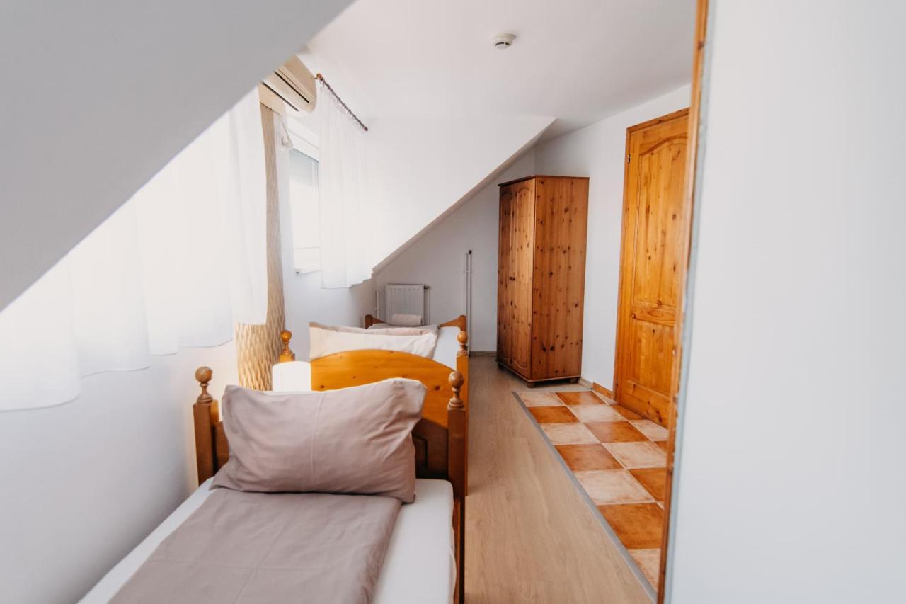 Palma Vendeghaz Bed & Breakfast Szeged Exterior photo