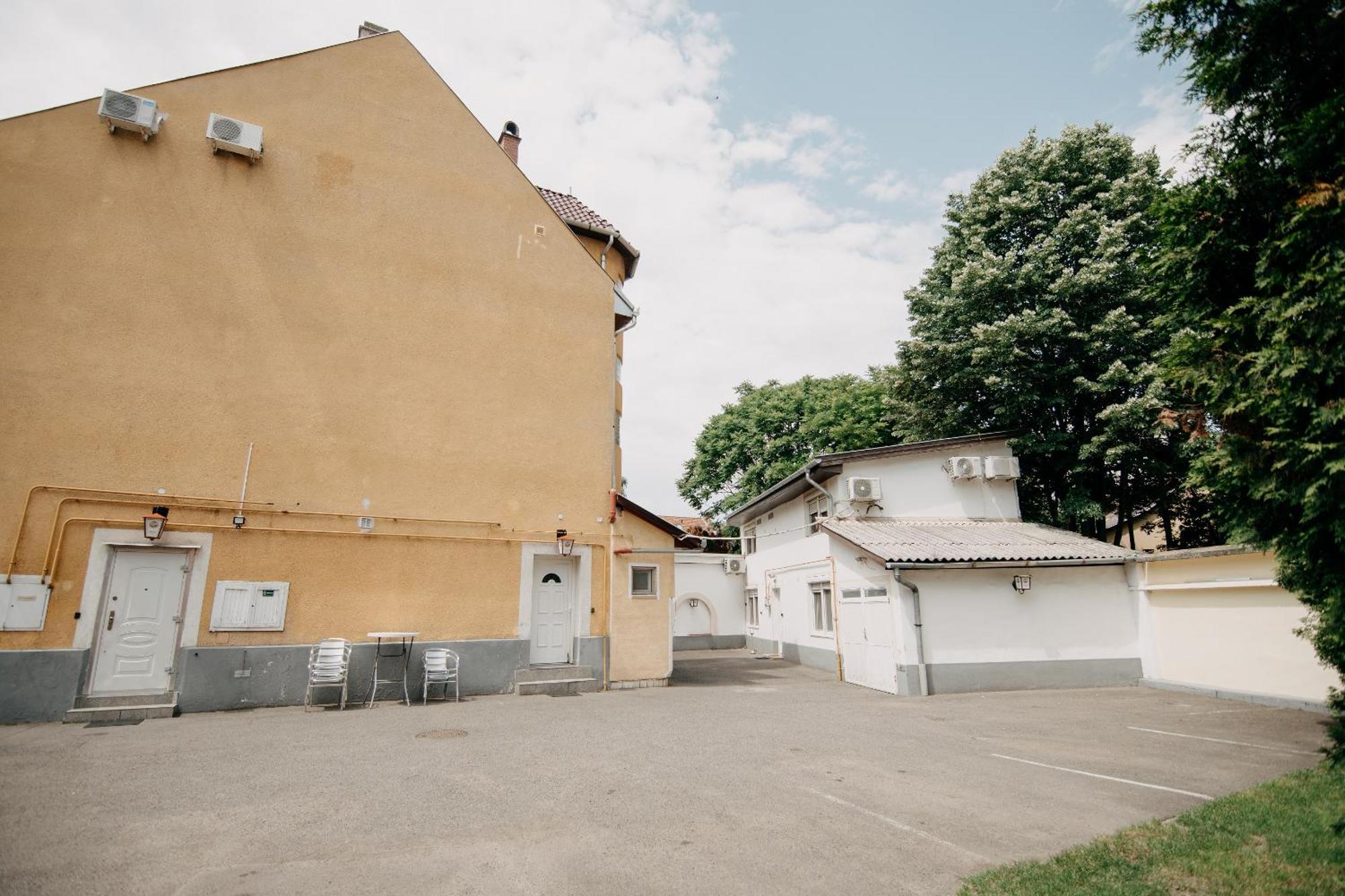 Palma Vendeghaz Bed & Breakfast Szeged Exterior photo